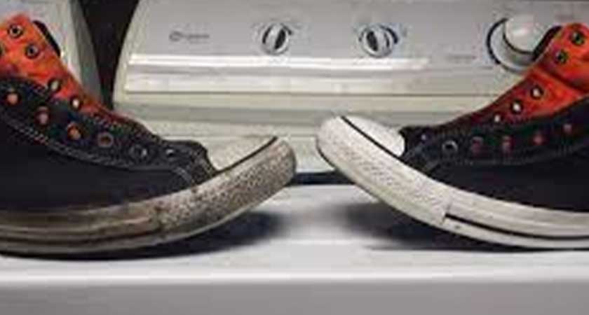 Usaha Sampingan Cuci Sepatu